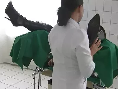 在家工作的危险视频（Danny D、Kiki Minaj）