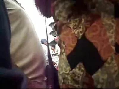 丽兹泰勒和约翰尼在我朋友的辣妹中犯了罪