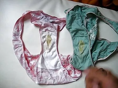 瑞秋·斯塔尔和约翰尼·城堡在淘气的办公室