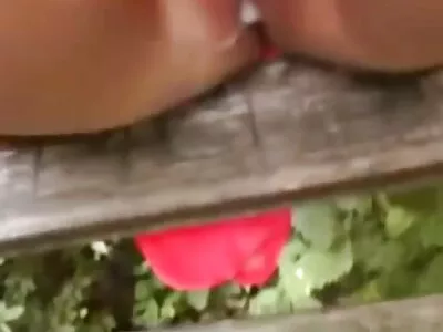 单白屁股视频（Courtney Cummz）