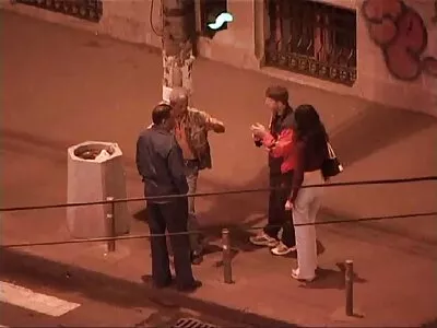 卡普里卡瓦尼的紧身视频的奶油馅饼 (卡普里卡瓦利)